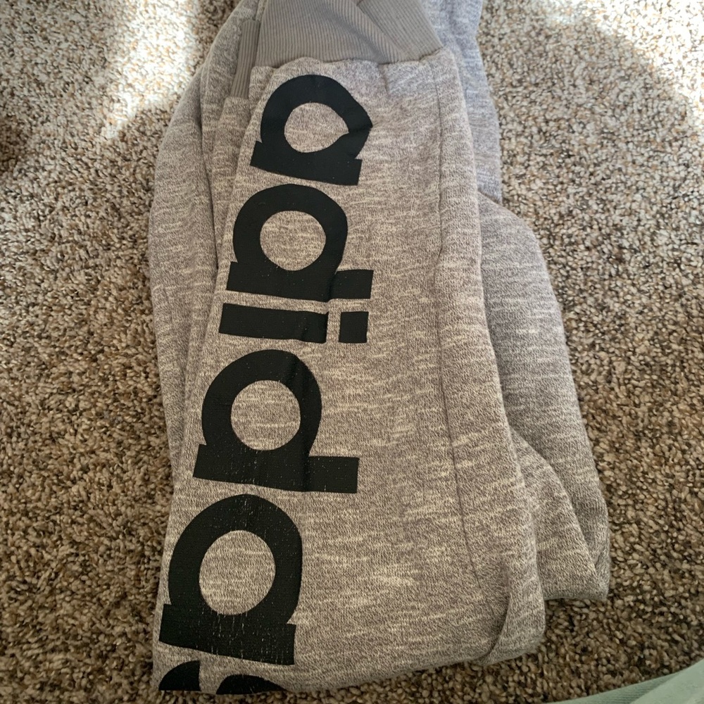 Women’s adidas sweat pants size large